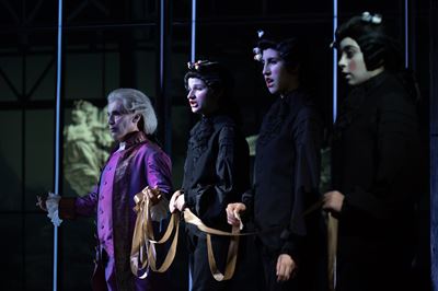 i-tre-genietti-aurora-caddeo-viola-nurchis-maya-frau