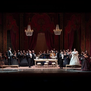 La traviata (2022) : Il brindisi - foto: Elisa Casula