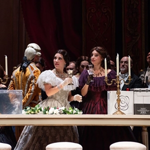 La traviata (2022) : Violetta e Flora - foto: Elisa Casula