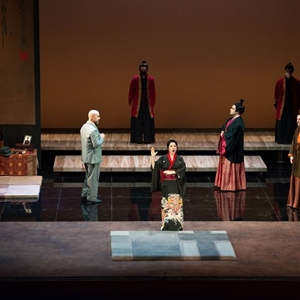 Madama Butterfly (2021) : Cio-Cio-San rifiuta la proposta del ricco Yamadori - foto: Elisa Casula