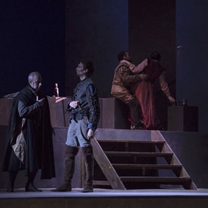 Rigoletto (2018) : Rigoletto concorda con Sparafucile l´omicidio del Duca - foto: Elisa Casula
